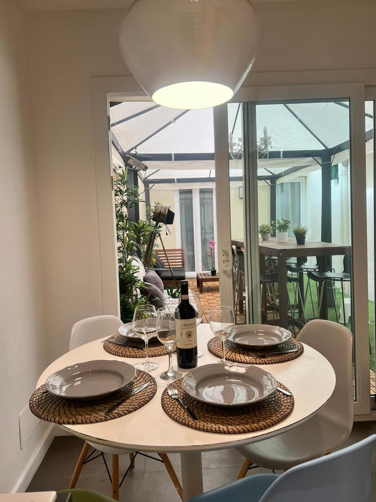 New Ground Floor And Patio * Florencia